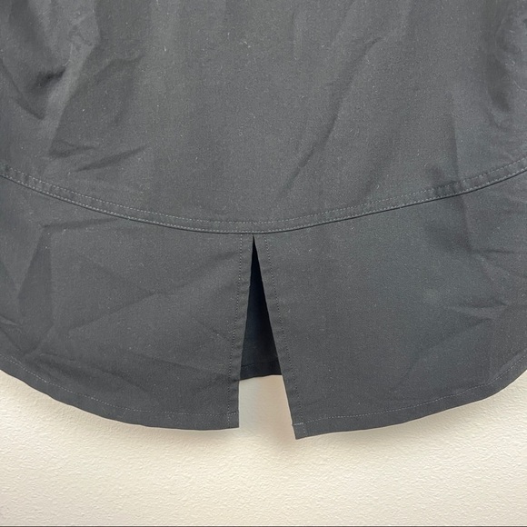 Figs Cayo Popover 3-Pocket Scrub Top - Picture 4 of 7